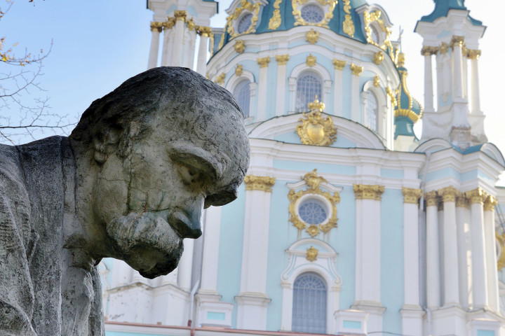 Taras Shevchenko monument, Saint Andrew´s Church, Andrews Descent, Podil, Kiev, Ukraine.