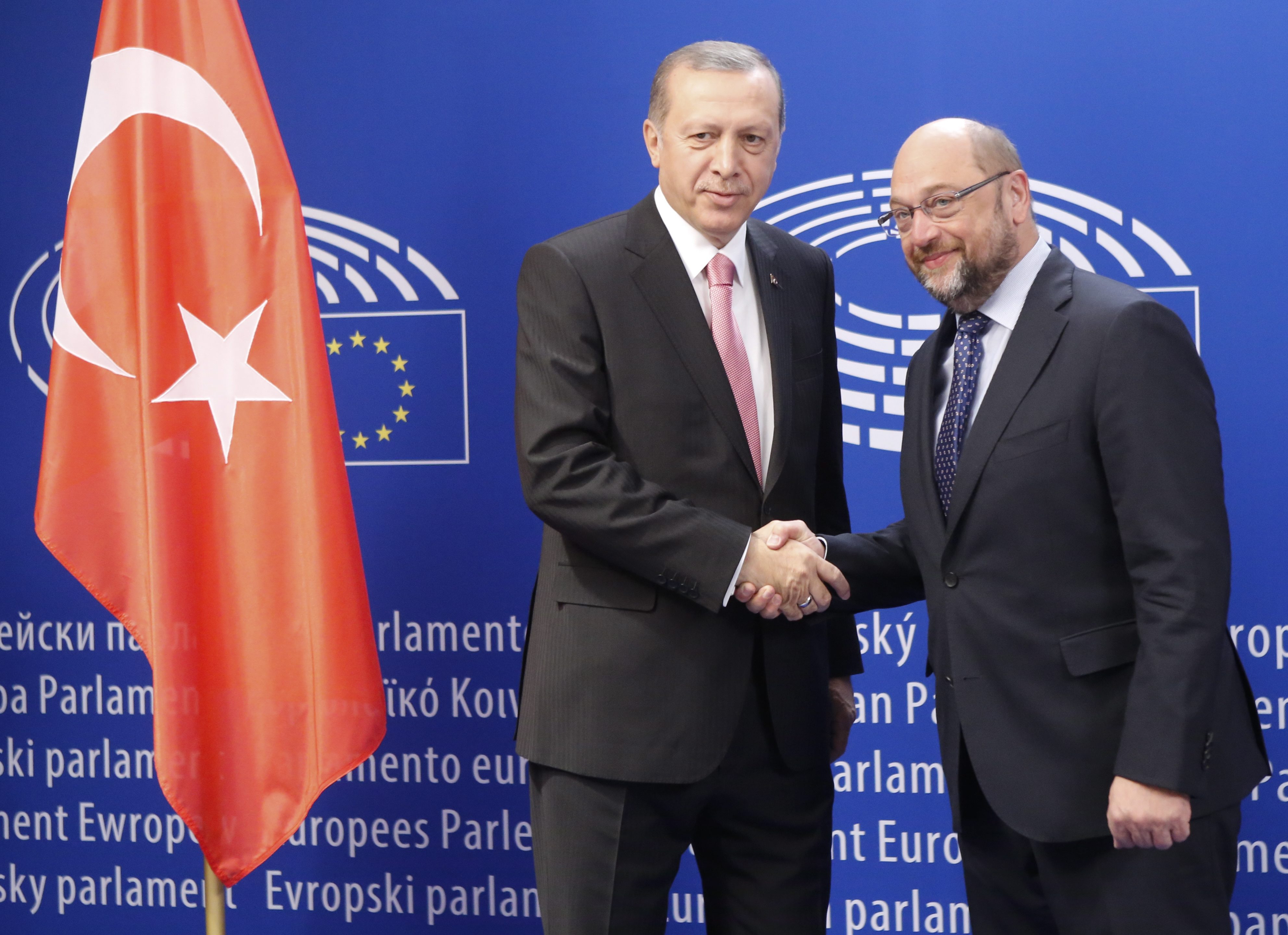 Schulz: Turkije moet aan de slag voor visumliberalisering - EW