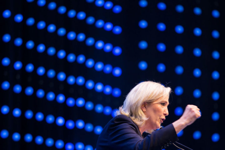 French far-right National Front head Marine Le Pen delivers her speech at a meeting of the EU's far-right Europe for Nations and Freedom bloc, named "Patriotic Spring - cooperation for friendship, safety and prosperity" on June 17, 2016, in Vienna. / AFP PHOTO / VLADIMIR SIMICEK