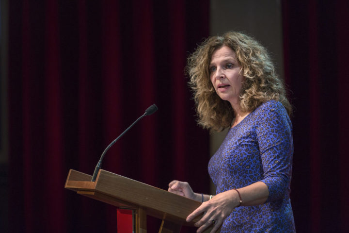 Nederland, Amsterdam, 05-09-2016. H.J. Schoolezing door minister Edith Schippers in De Rode Hoed. Foto: Olivier Middendorp