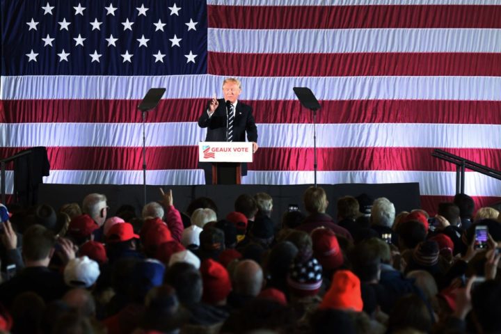 2016-12-09 15:30:35 US President-elect Donald Trump speaks at a "get-out-the-vote" rally on December 9, 2016 in Baton Rouge, Louisiana. / AFP PHOTO / DON EMMERT