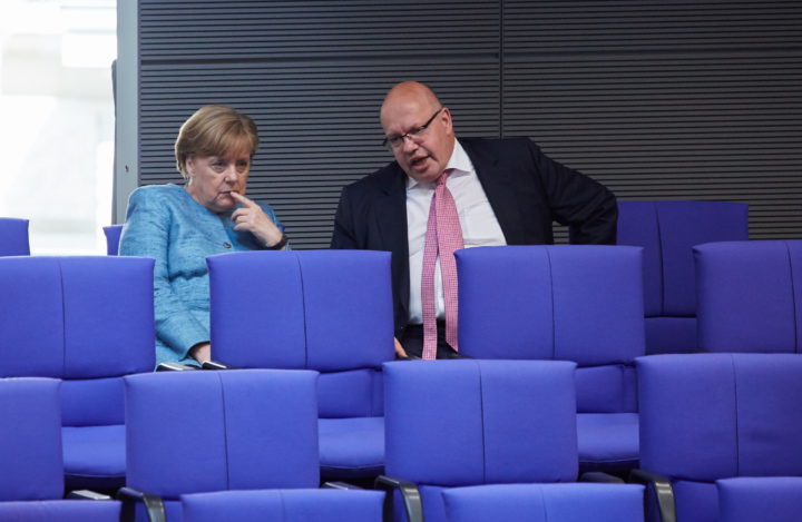 Merkel met Altmaier